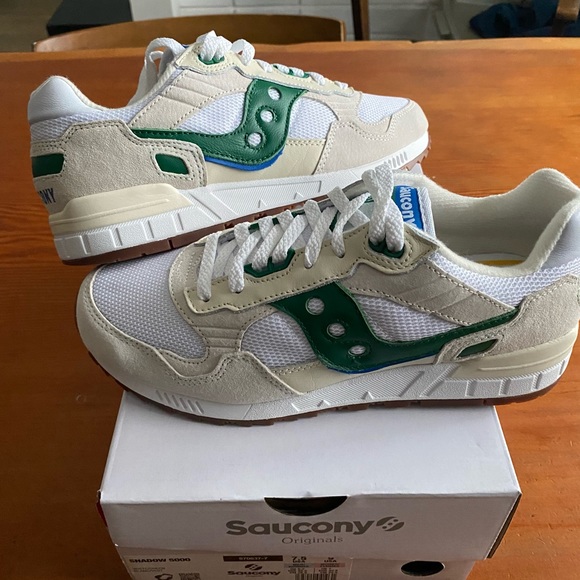 Shadow 5000 Sneaker - Picture 2 of 4